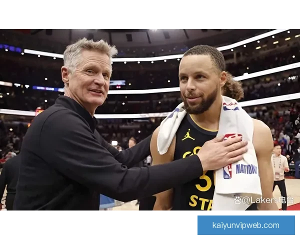 勇士下赛季可能换帅 库里希望科尔继续执教 多名助教暗示他将离开